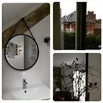 La Maison De Bed & Breakfast 3*