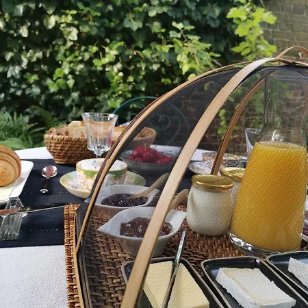 La Maison De Bed & Breakfast Compiegne
