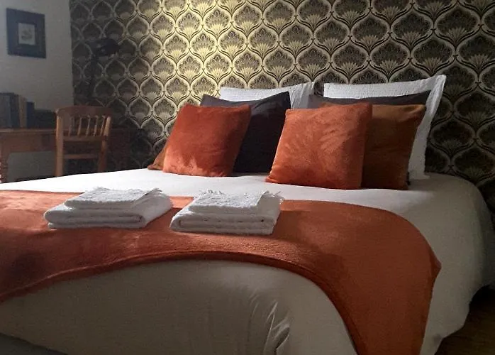 Couette-café La Maison De 3*